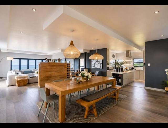 5 BEDROOM HOUSE FOR SALE IN PINNACLE POINT GOLF ESTATE